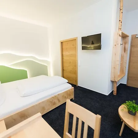 Otel Rhoenhof